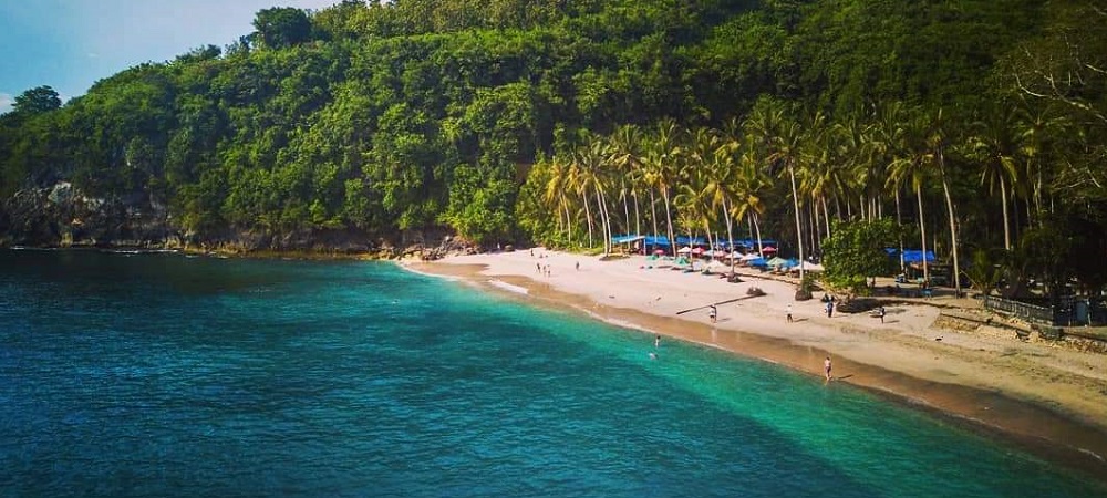 Crystal Bay Beach